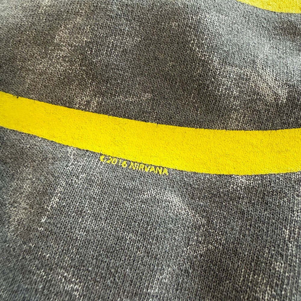 Nirvana Smiley Face Mineral Wash Zip Up Hoodie Grey Mens Small 2016 Band Tee - Picture 3 of 8